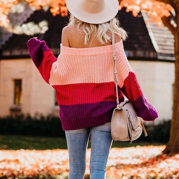 🆕🔥Off the Shoulder Oversized Sweater - Picture 4 of 7